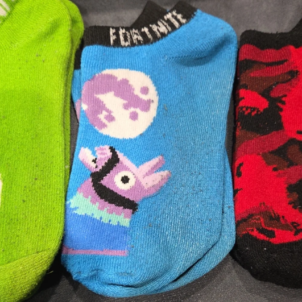Fortnite Kids Socks - Green, Blue, and Red